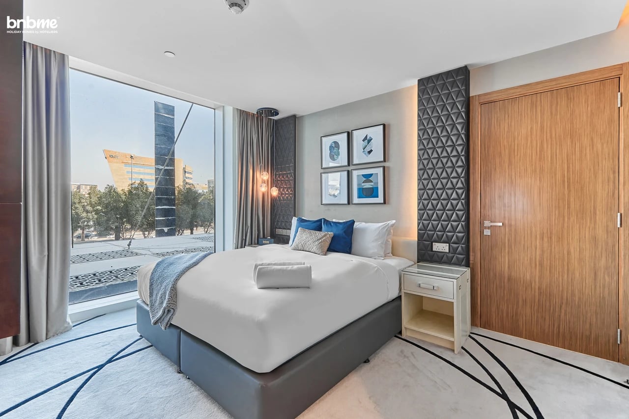 Chic 1BR Apartment w/ Outdoor Pool Access