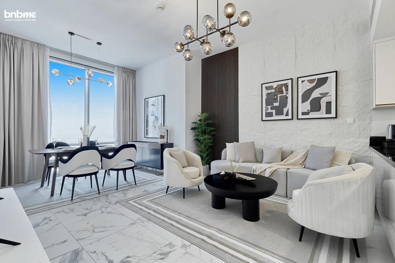 Premium Apt with Balcony – near Burj Khalifa