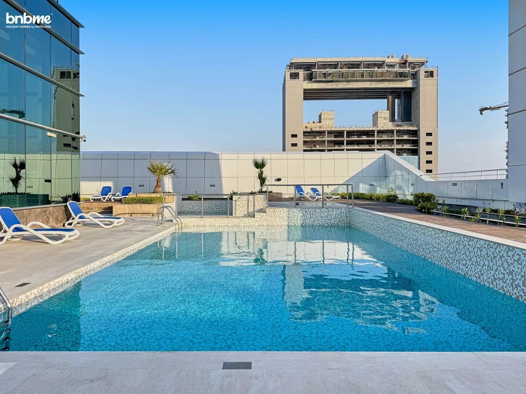 Luxury JLT Apt w/ Pool & Gym, Near Marina