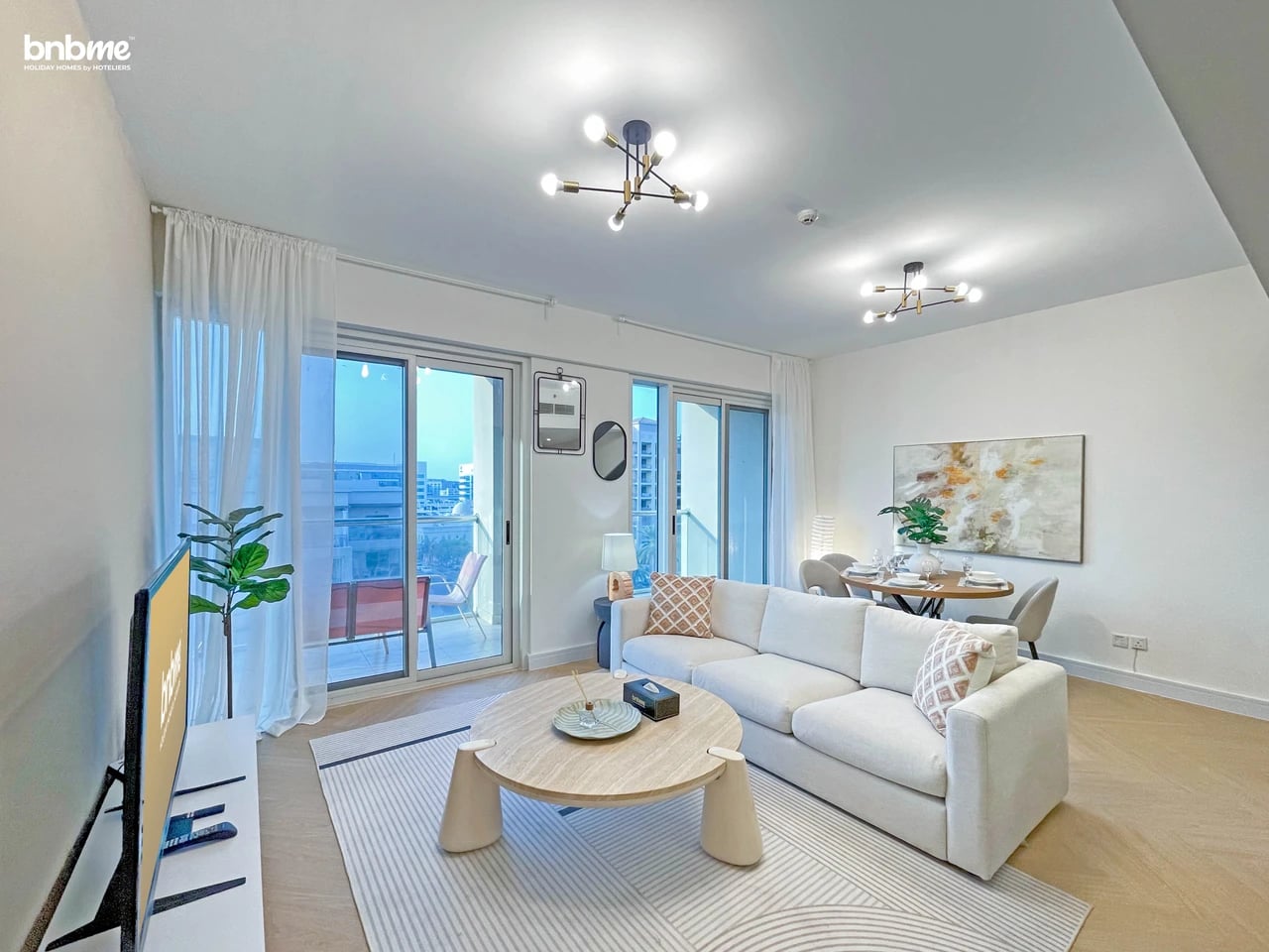 Golf & Lake View Apartment | Greens