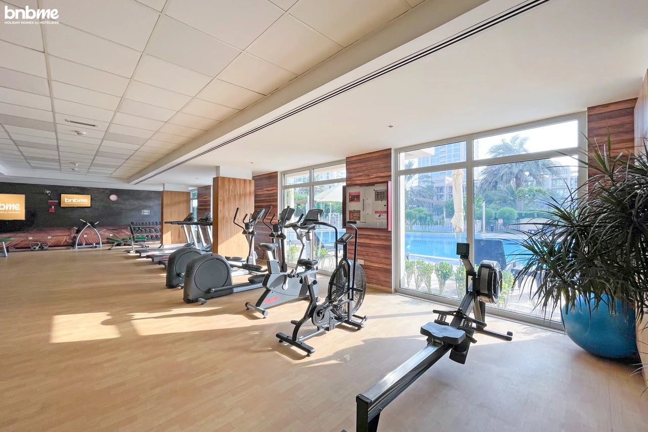 Modern Apartment in The Greens | Near Dubai Marina