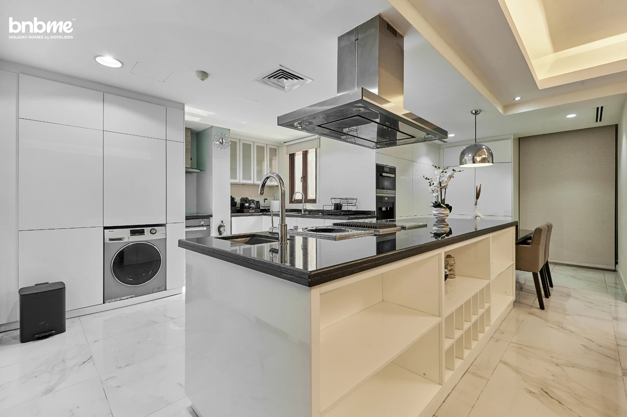 Spacious Apartment with Private Terrace Near DXB