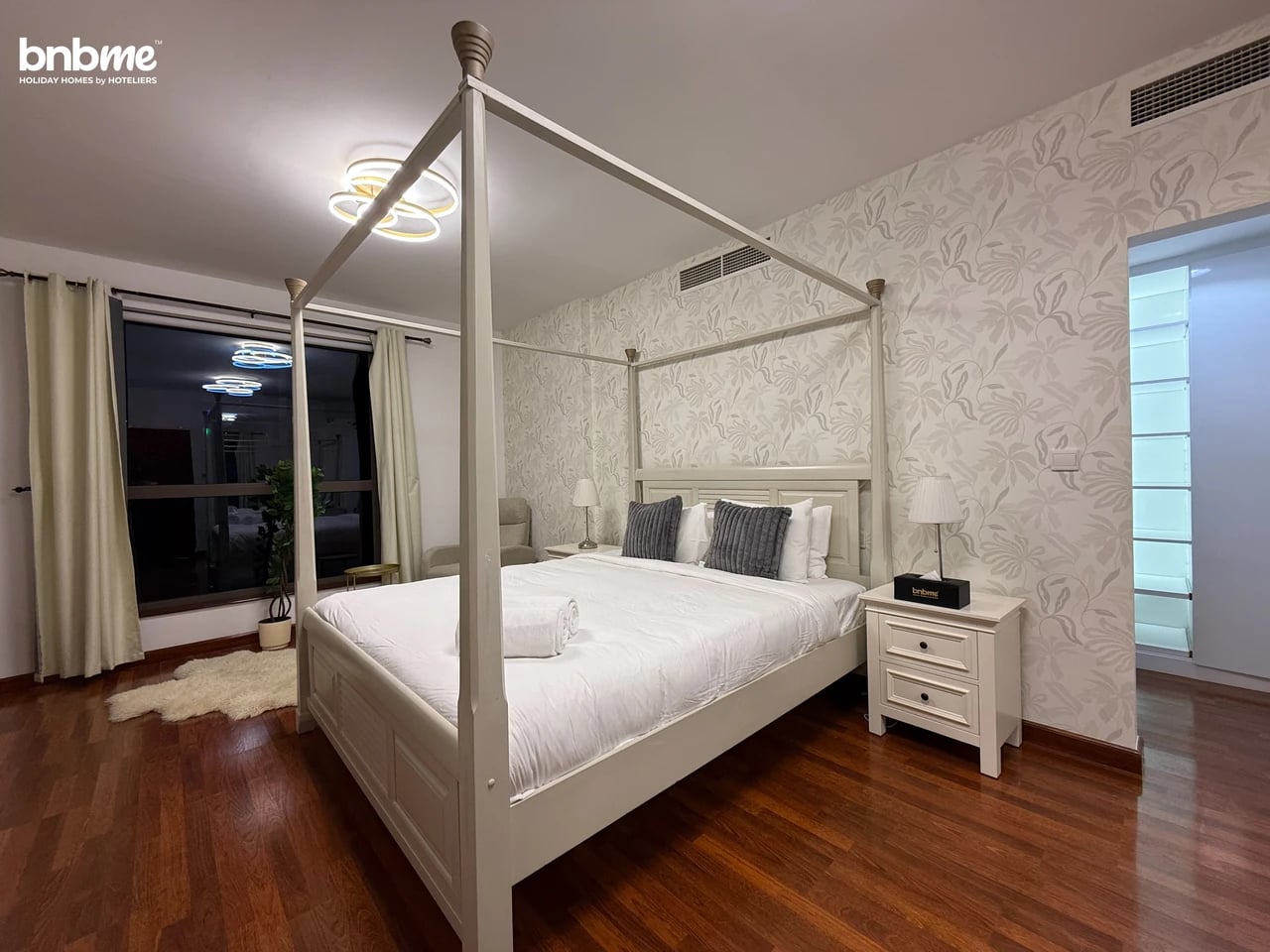 3 bedrooms + maid's room in Jumeirah Beach Residence