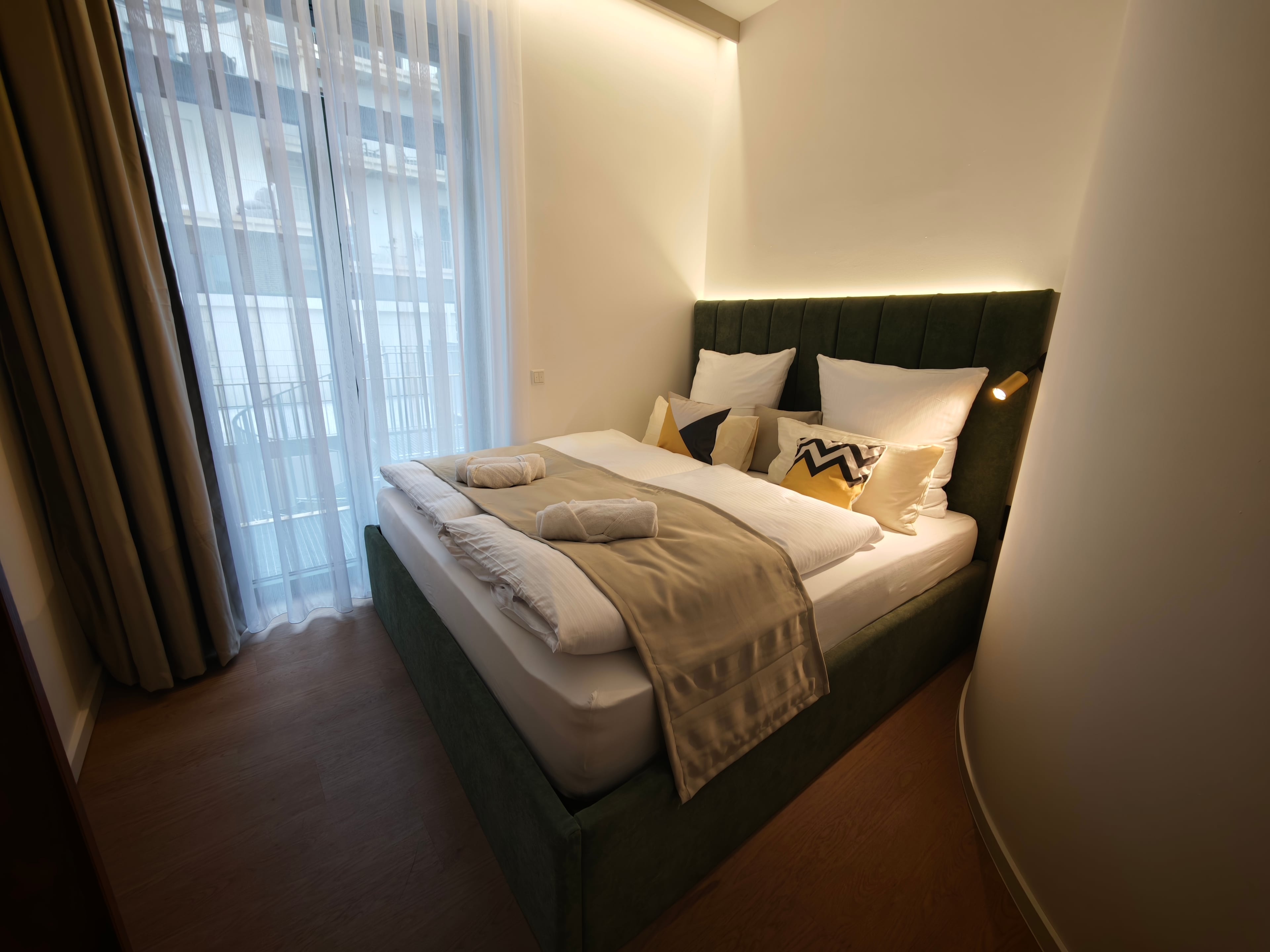 Munich Garden Hideaway | Cosy Retreat for Two