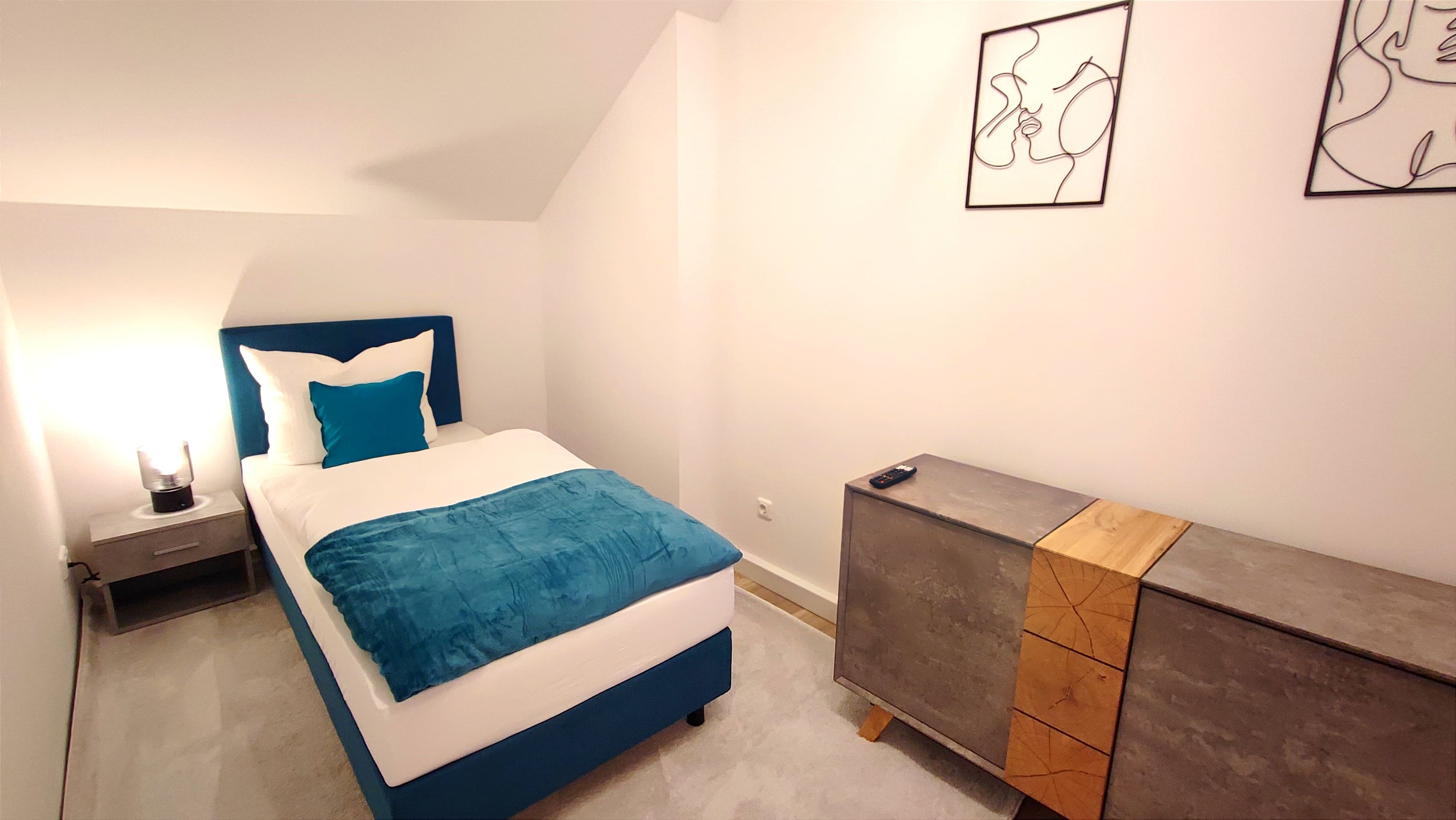 Homely Stay - Cozy 2BR in Moosburg an der Isar